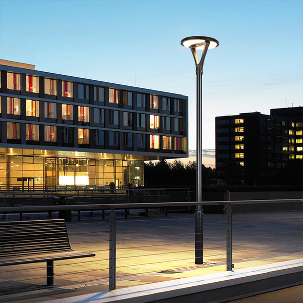 Remote-Controlled Solar Road Light