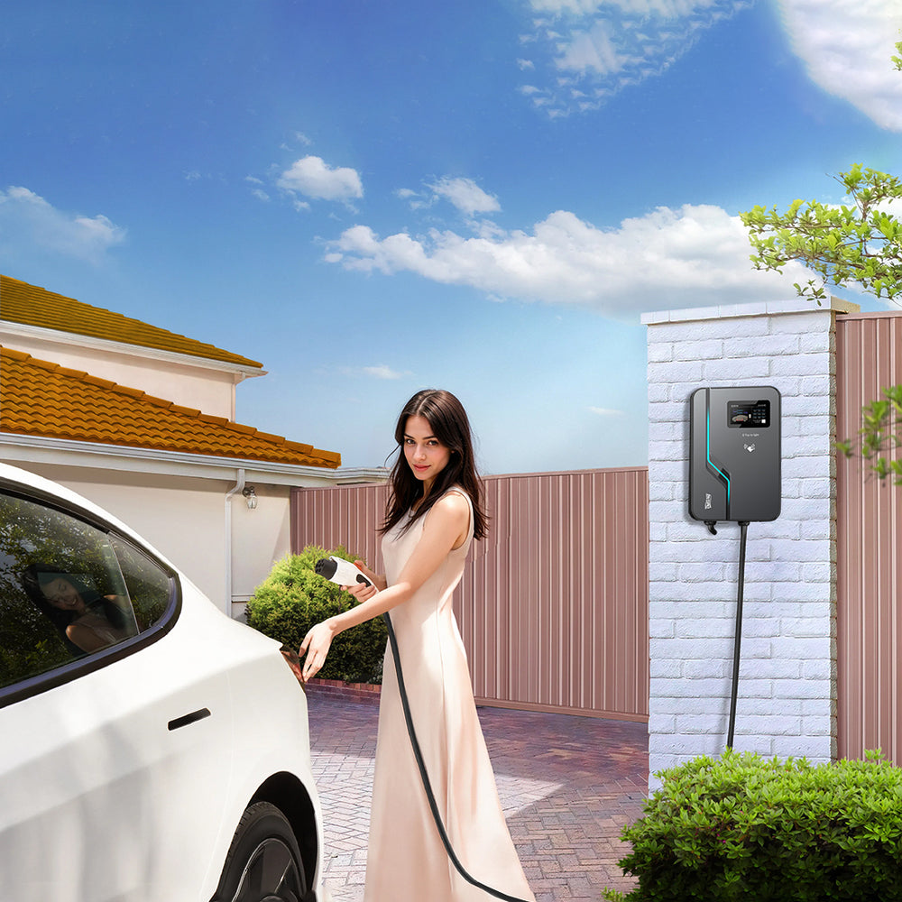 Home EV Charger 7KW With Plug And Play Design WiFi And Card Swipe Connectivity Weatherproof Indoor And Outdoor Use EV03